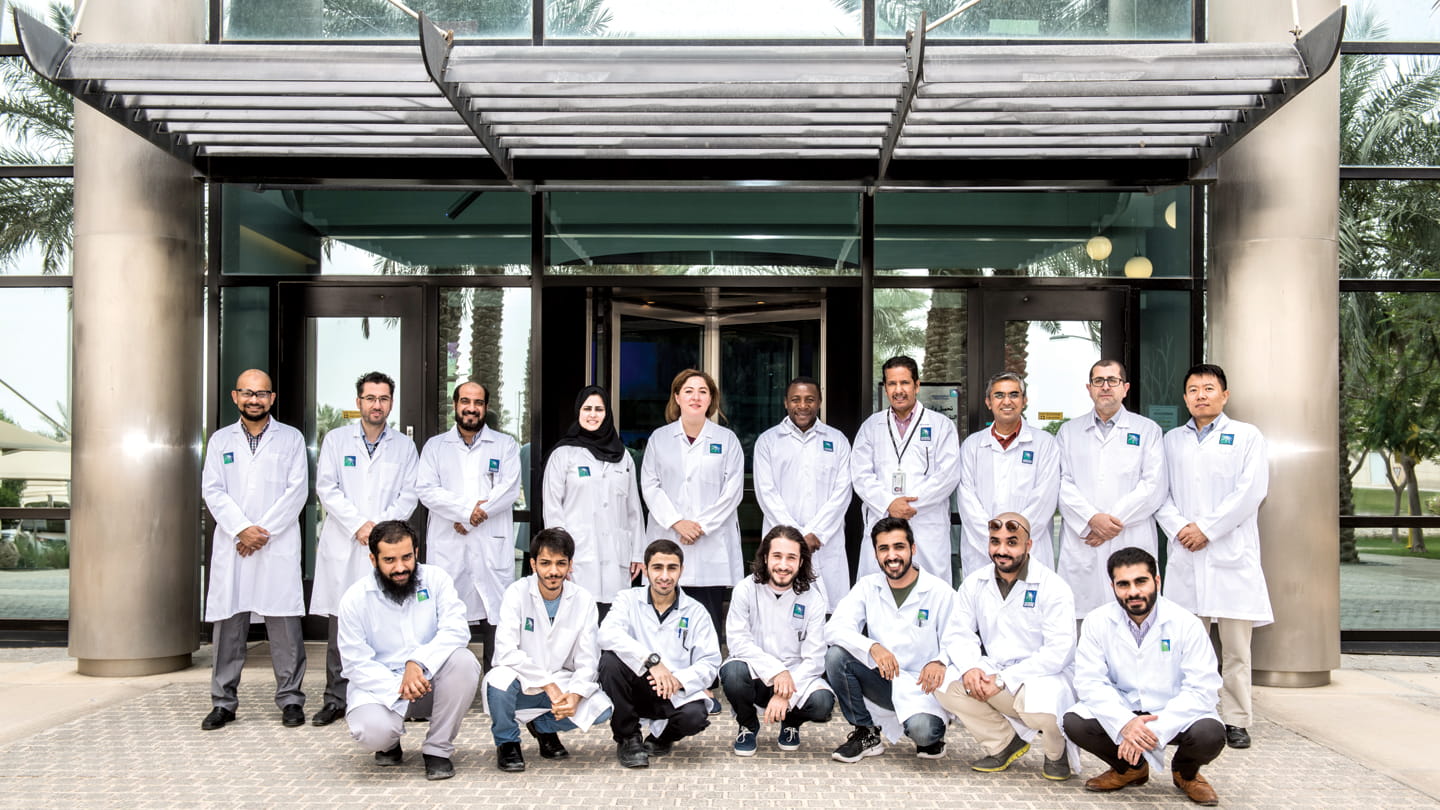 في مركز البحوث والتطوير في أرامكو السعودية في الظهران، يعقد علماء المركز العزم على سبر آفاق جديدة وتمكين الشركة من تبوء مكانة رائدة عالمياً في هذا المجال.